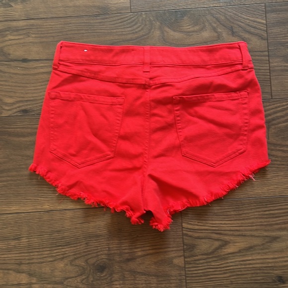Red Brody jean shorts - Picture 2 of 2